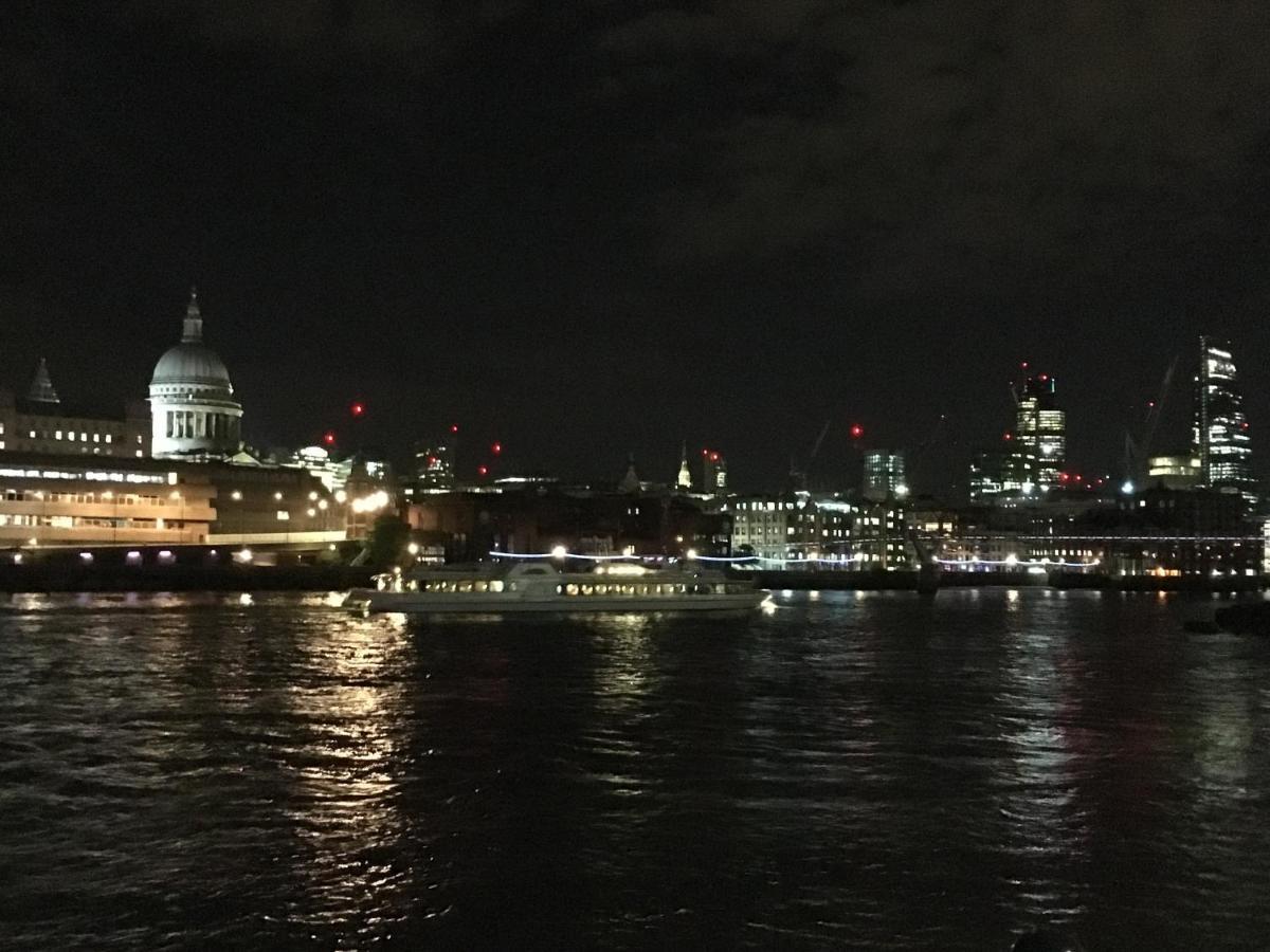 Room In Central London Overview Thames Bagian luar foto